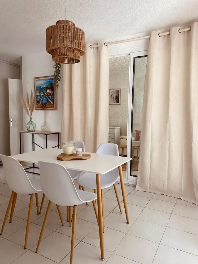 Superbe Appartement Cosy Vue Mer Pieds Dans L'Eau Кавалер-сюр-Мер Экстерьер фото